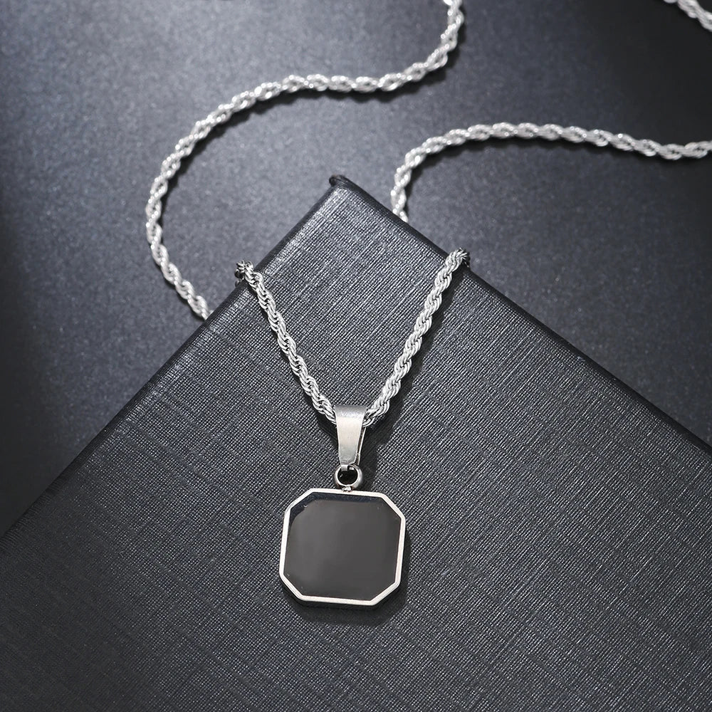 Genosos Magic Heated Photo Necklace